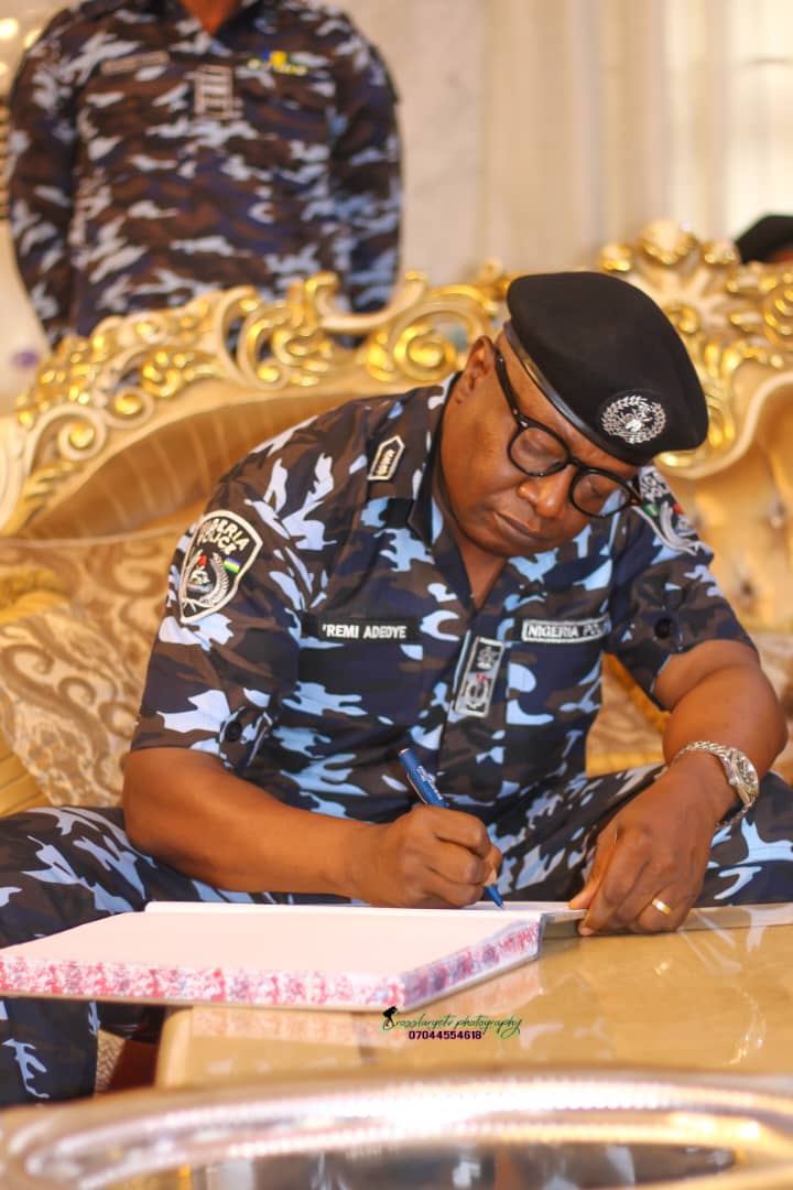 Junior Pope Anambra CP orders exhaustive investigation, condoles relations The Razor News